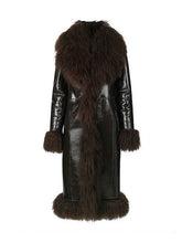 KylieJennerDarkBrownShearlingCoat_3