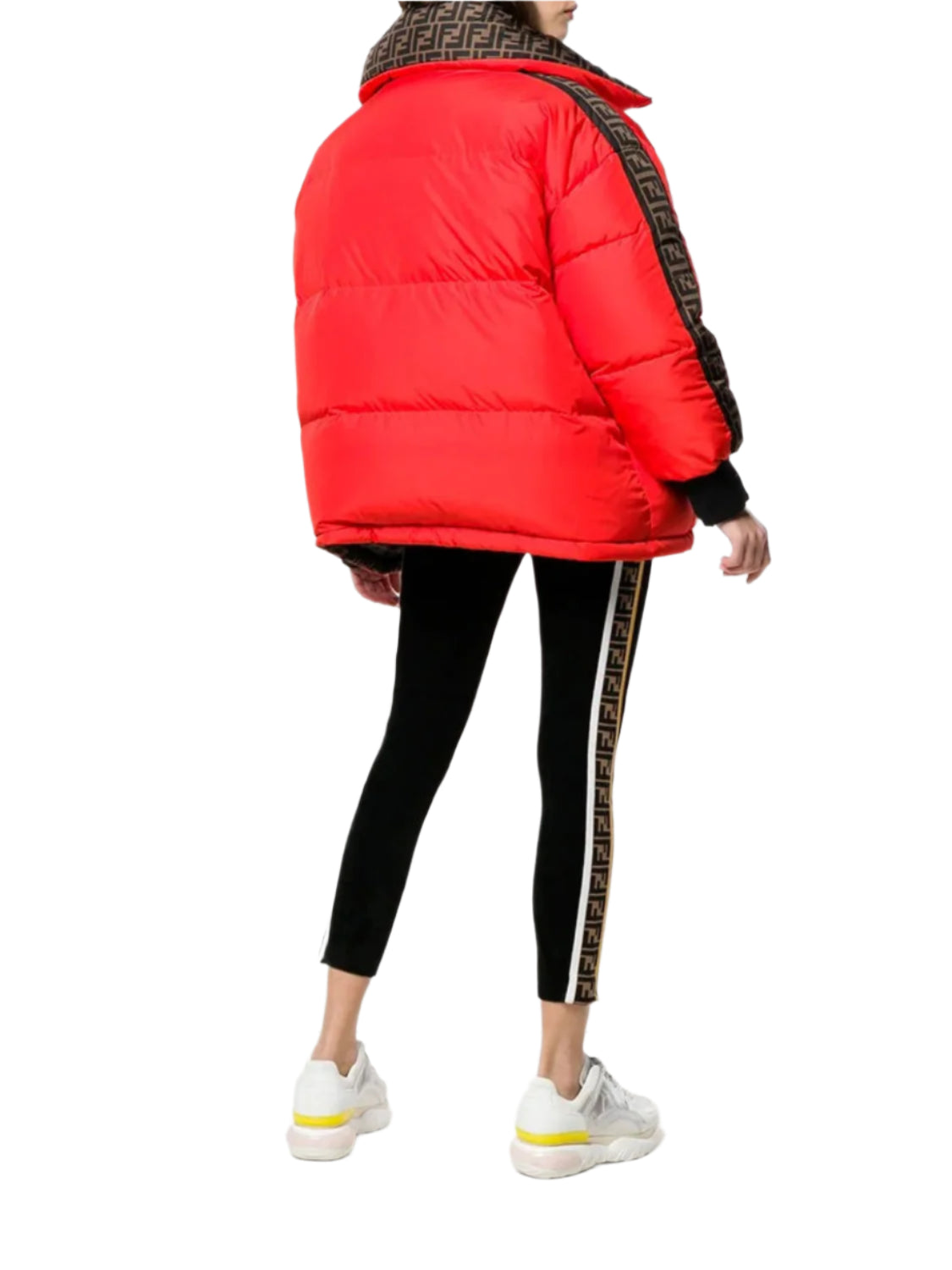 SingerArianaGrandeReversiblePufferJacket_1