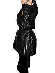 SnakeSkinPatternKylieJennerBlackShortCoat_3