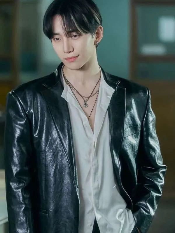 Lee Jun-ho Typhoon Family 2025 Leather Blazer