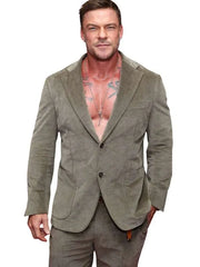 Motor City 2026 Premiere Night Alan Ritchson Green Blazer