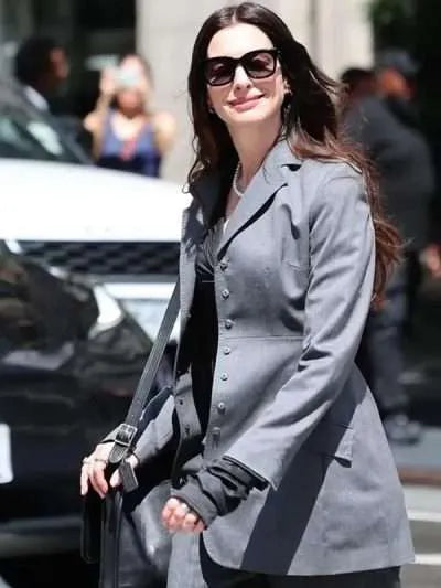 The Devil Wears Prada 2 Anne Hathaway Grey Blazer 