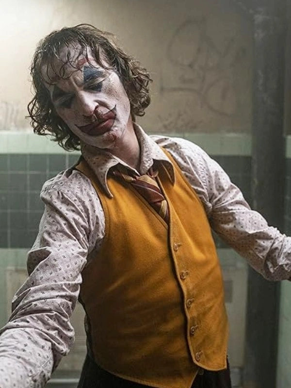 Arthur Fleck Joker yellow vest for cosplay fans

