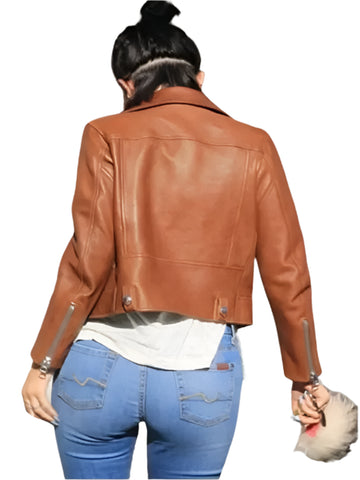KylieJennerBrownLeatherJacket_3