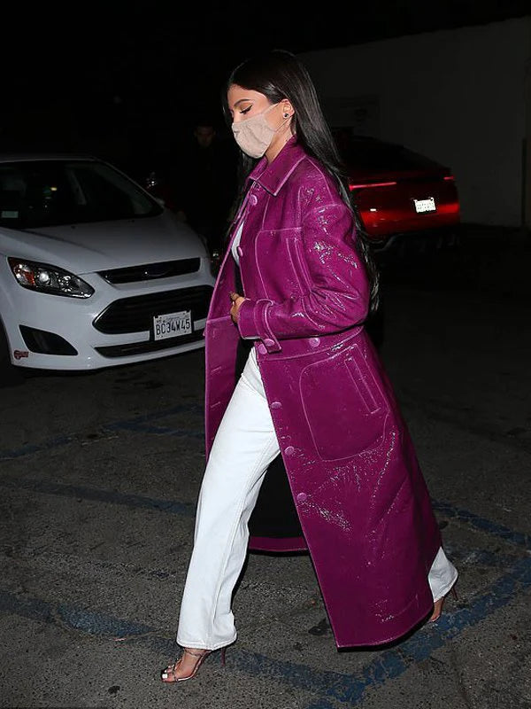 KylieJennerTrenchLeatherCoat_1