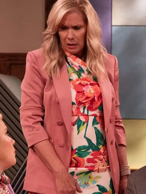 Leanne Morgan Leanne 2025 Pink Blazer