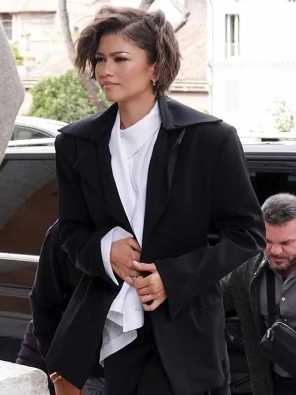 Zendaya Rome 2026 Black Oversized Blazer

