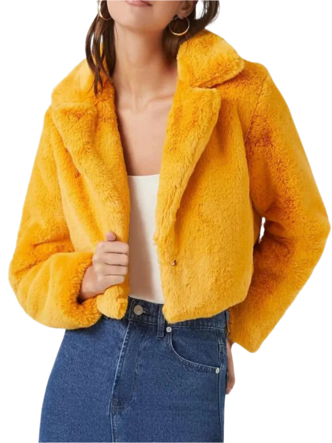 SelenaGomezMabelMoraOnlyMurdersInTheBuildingYellowFurJacket_1
