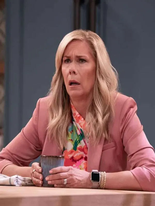 Leanne Morgan Leanne 2025 Pink Blazer