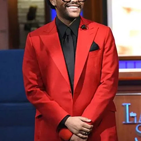 The_Weekend_Blinding_Lights_Red_Blazer_1
