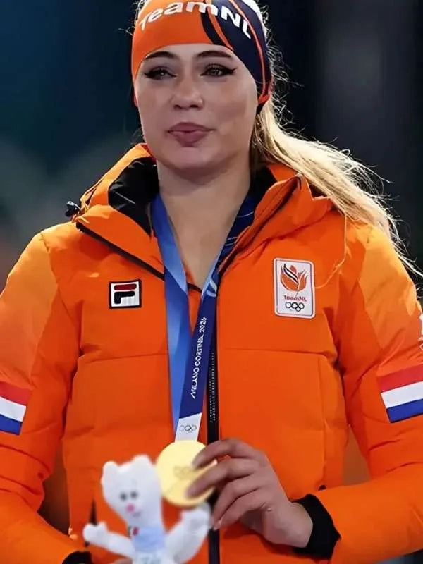 Jutta Leerdam Olympic 2026 Orange Puffer Jacket
